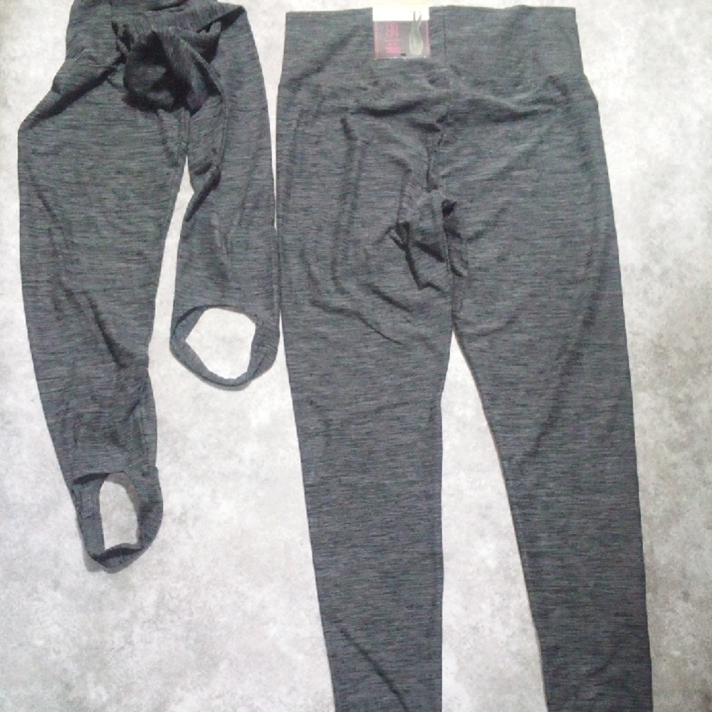 Very Soft Leggings Stirrup Type Keeps Your Pants From Riding Up  Accepting $9 !